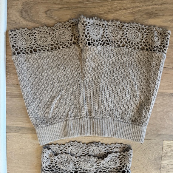 Abercrombie crochet set - Picture 2 of 6